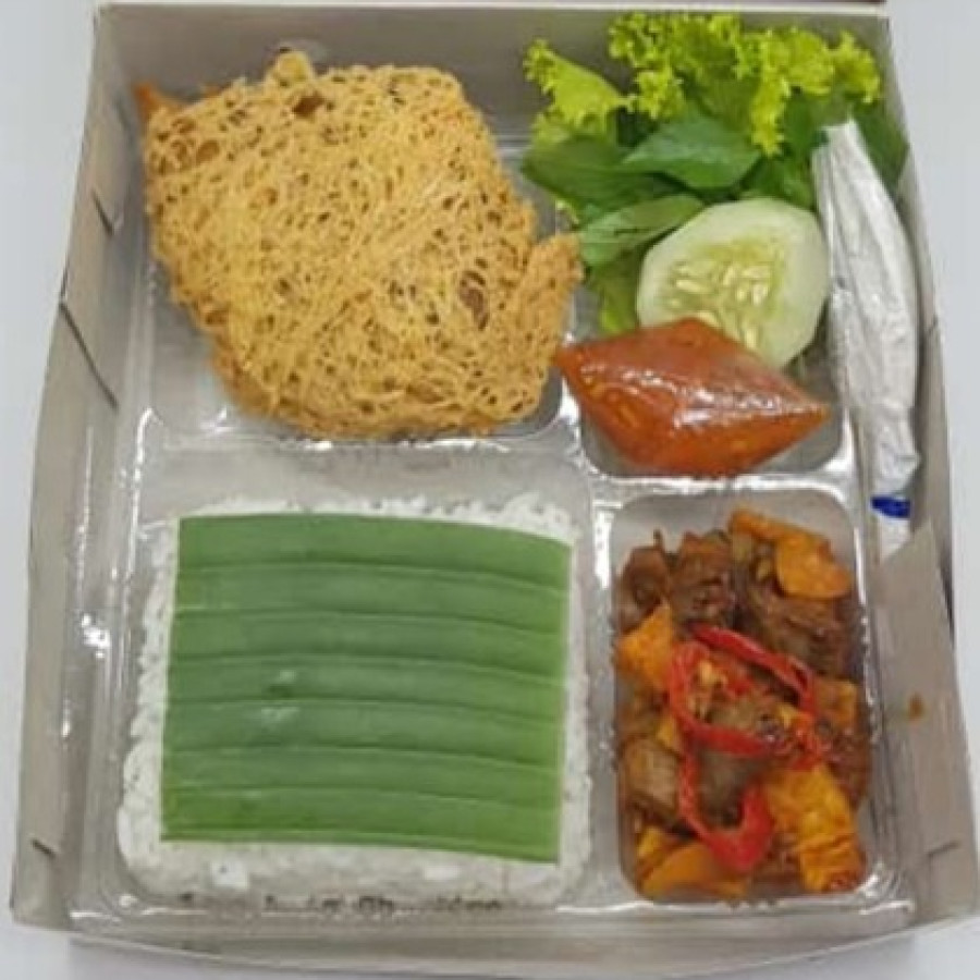 KATA NASI KOTAK AYAM KREMES LALAPAN