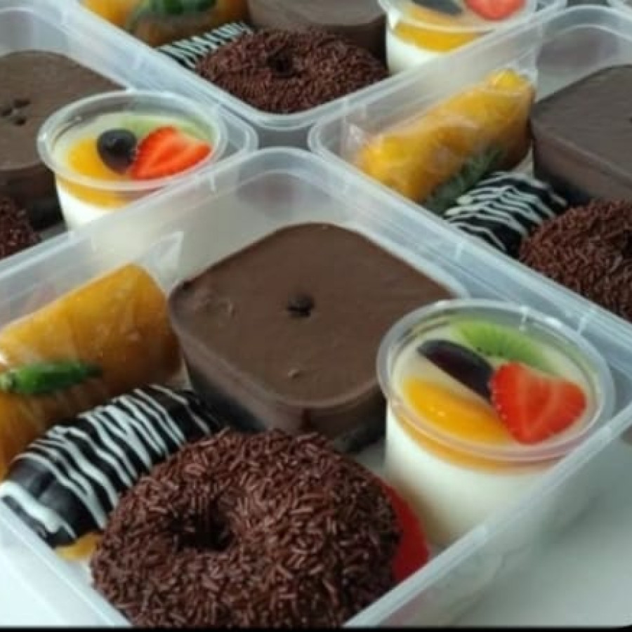 Paket Snack box Rasa 8