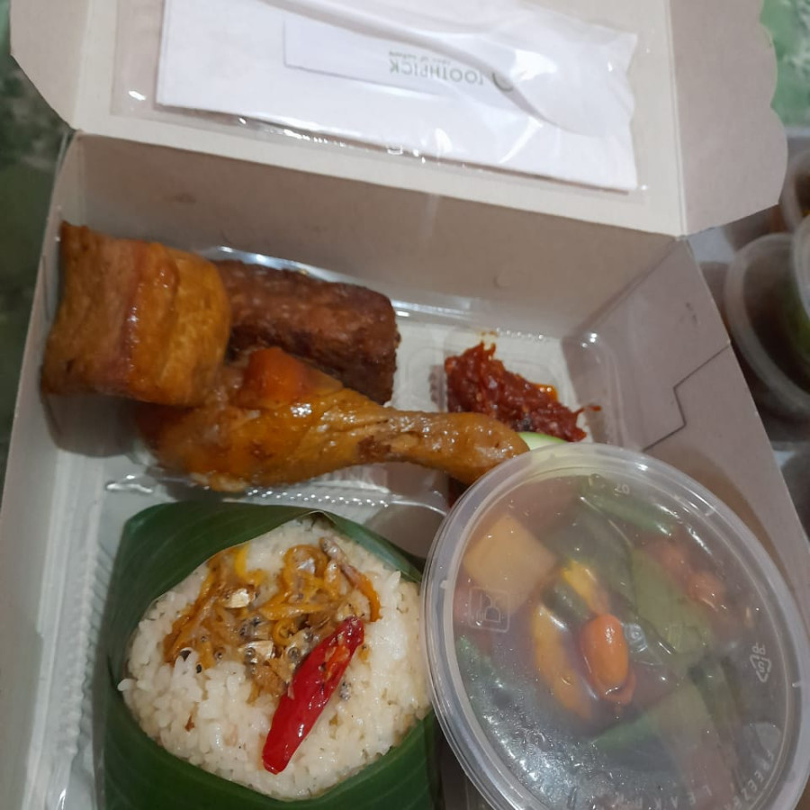 nasi box liwetan sunda - depan