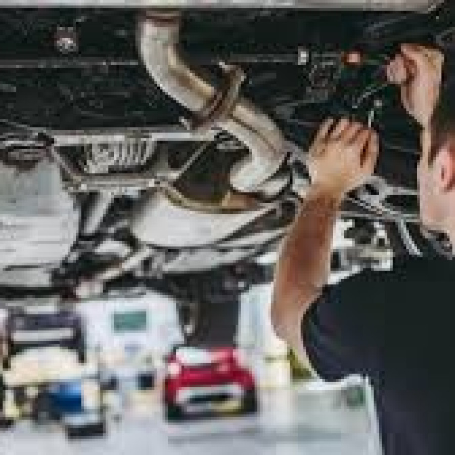 SERVIS MOBIL INNOVA