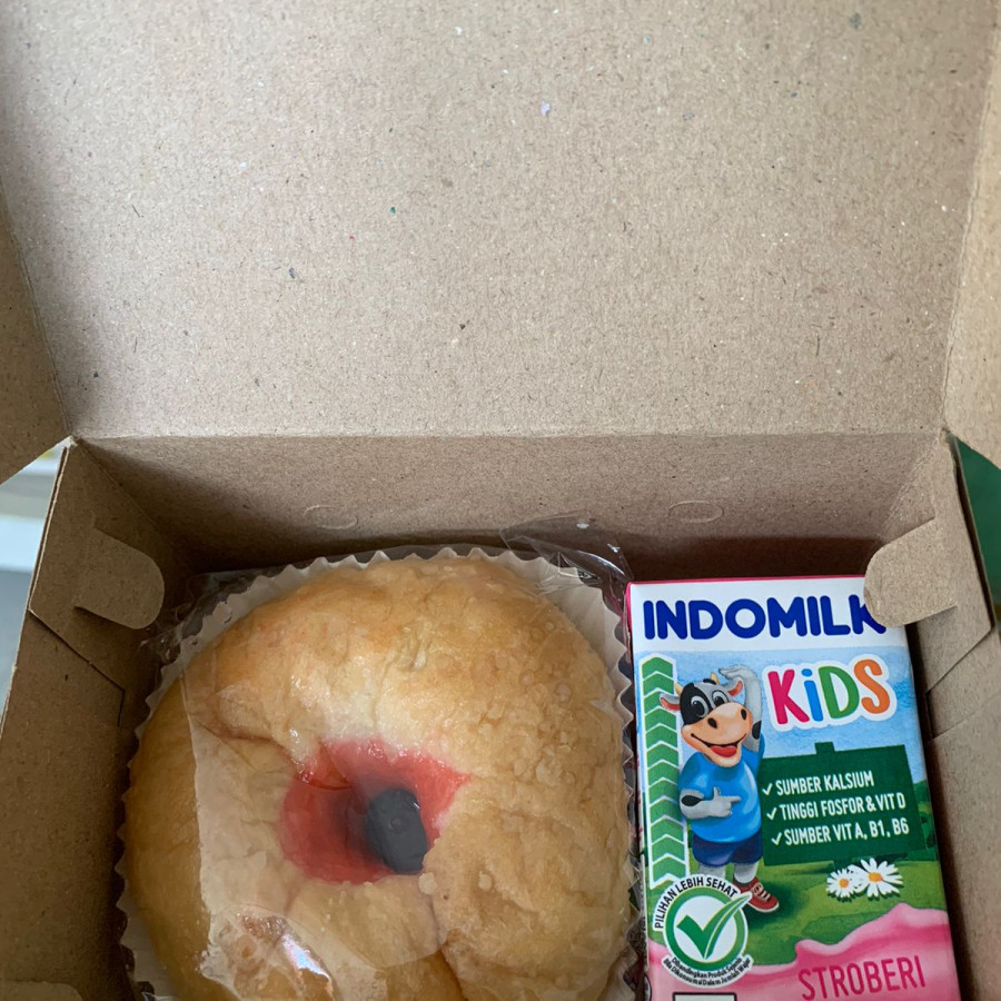 ROTI SELAI dan SUSU 115 ml