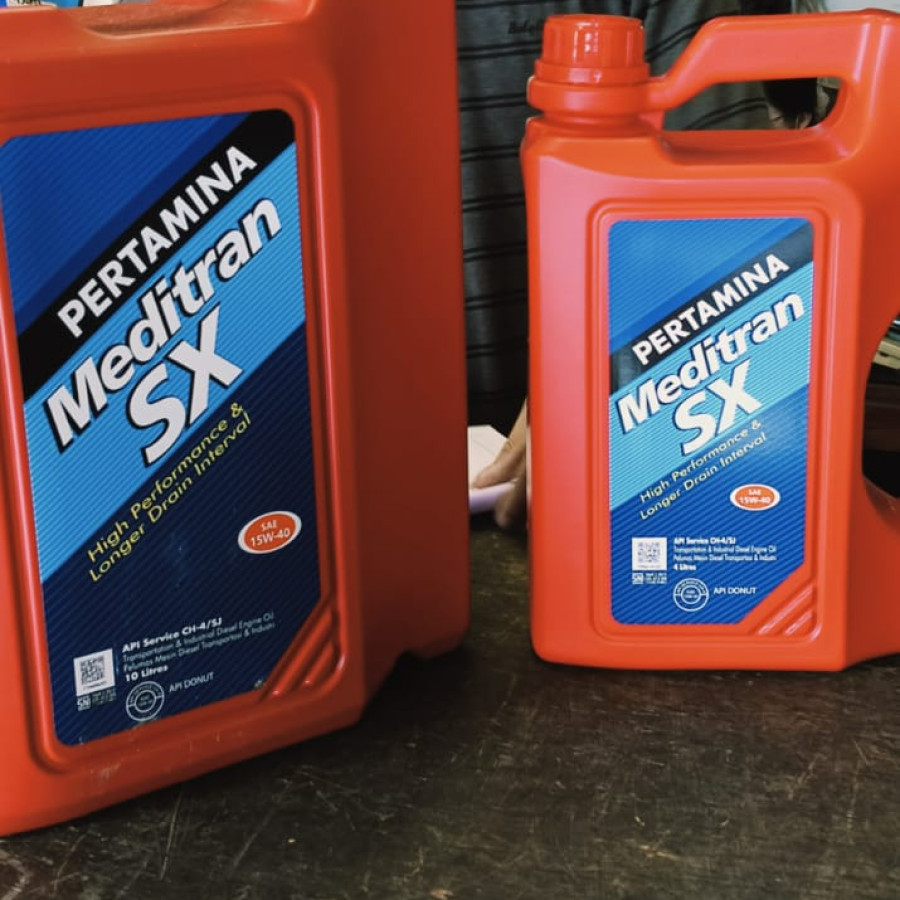 OLI MESIN SAE 40, 1 GALLON/5L