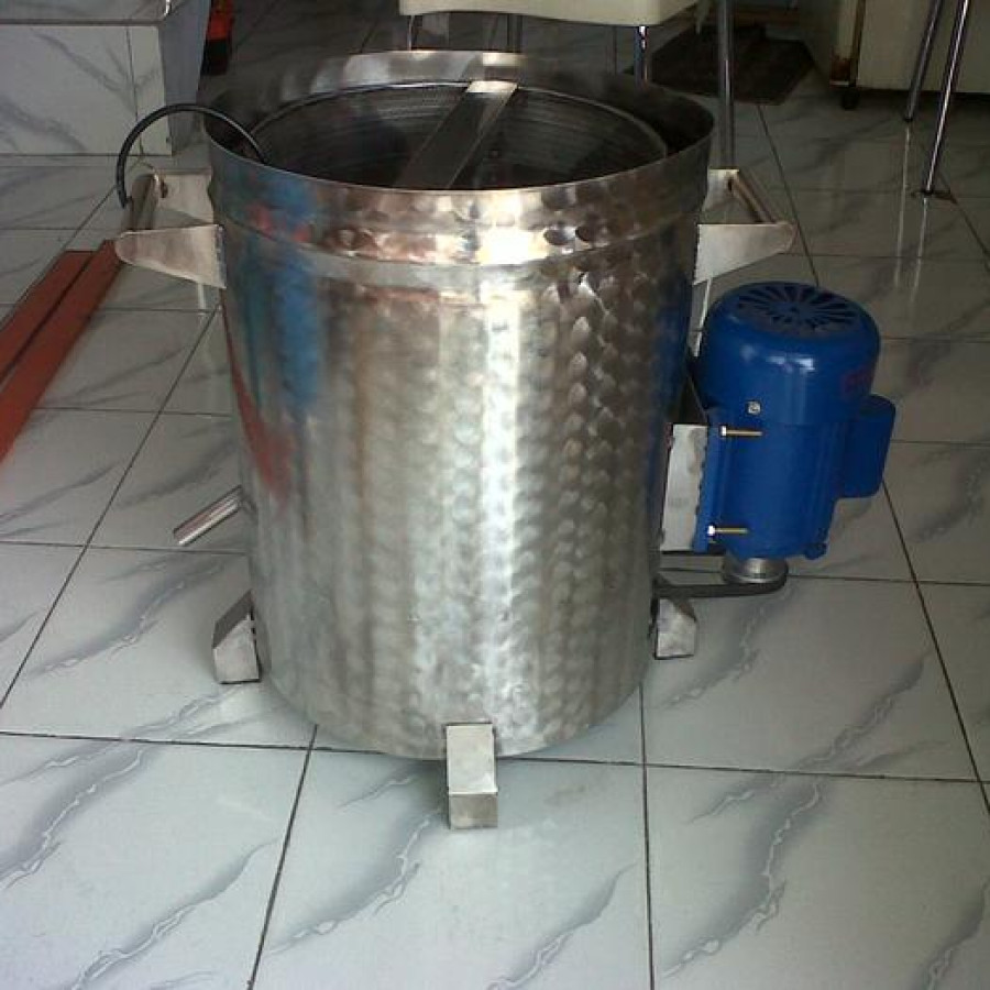 Mesin Peniris Minyak