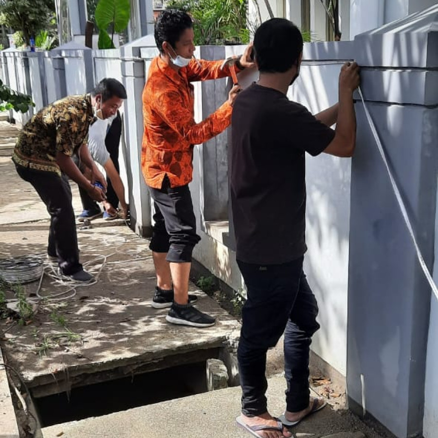 DEKORASI LAMPU HIAS RUMAH DINAS - depan