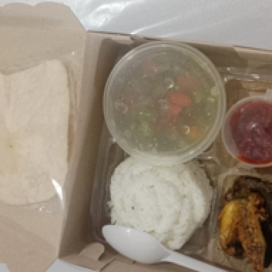 NASI KOTAK AYAM GORENG BUMBU SEREH