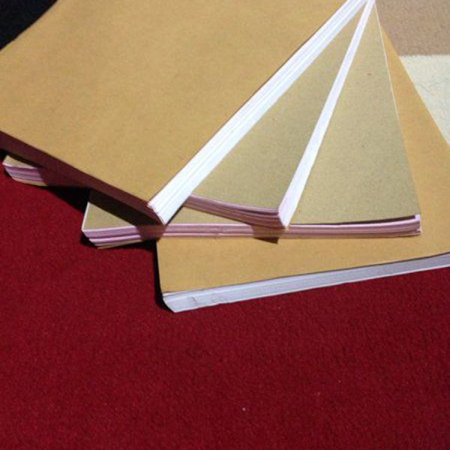 Cetak blanko 1/2 folio
