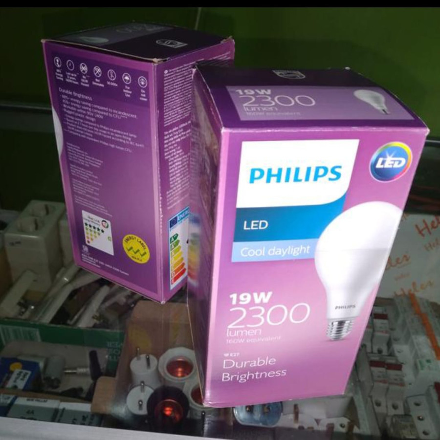 Lampu LED 19 Watt merk Phillips - depan