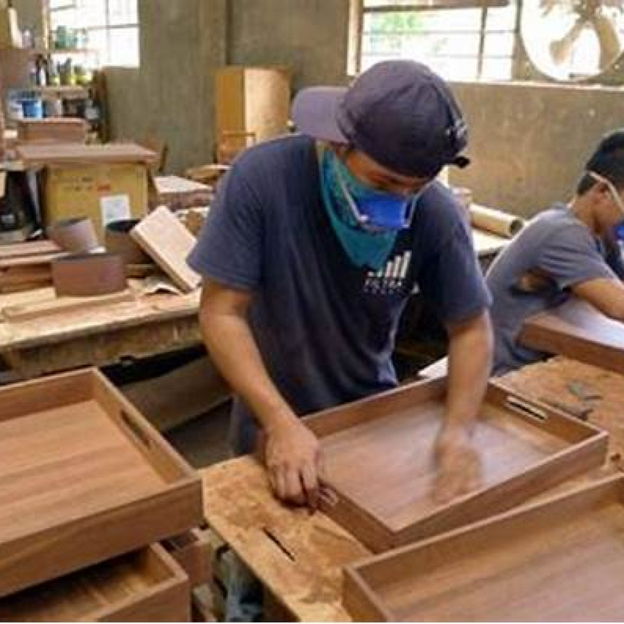 Bahan Pelatihan Mengerjakan Proses Produksi Furniture Kayu