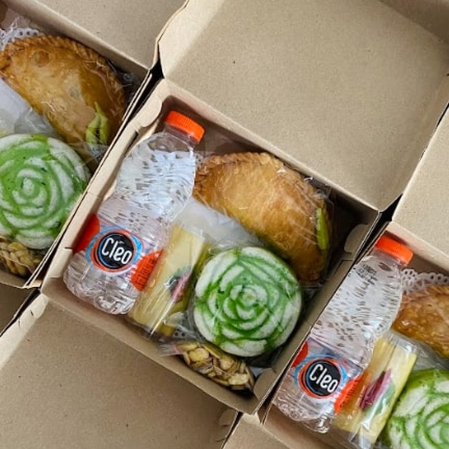 Paket Snack Box - utama