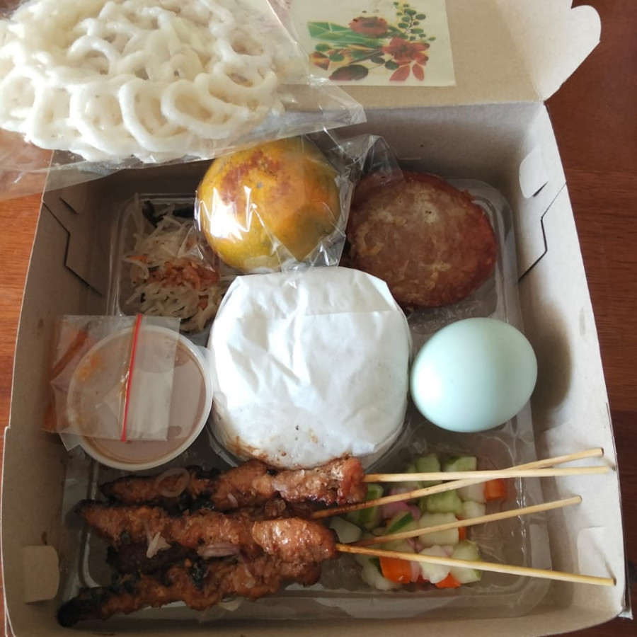 PAKET NASI SATE AYAM