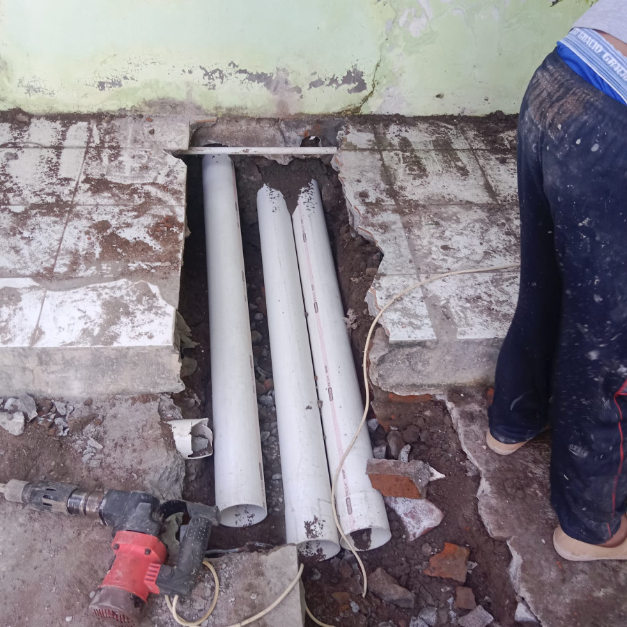 Pasang pipa air kotor 3'' per m