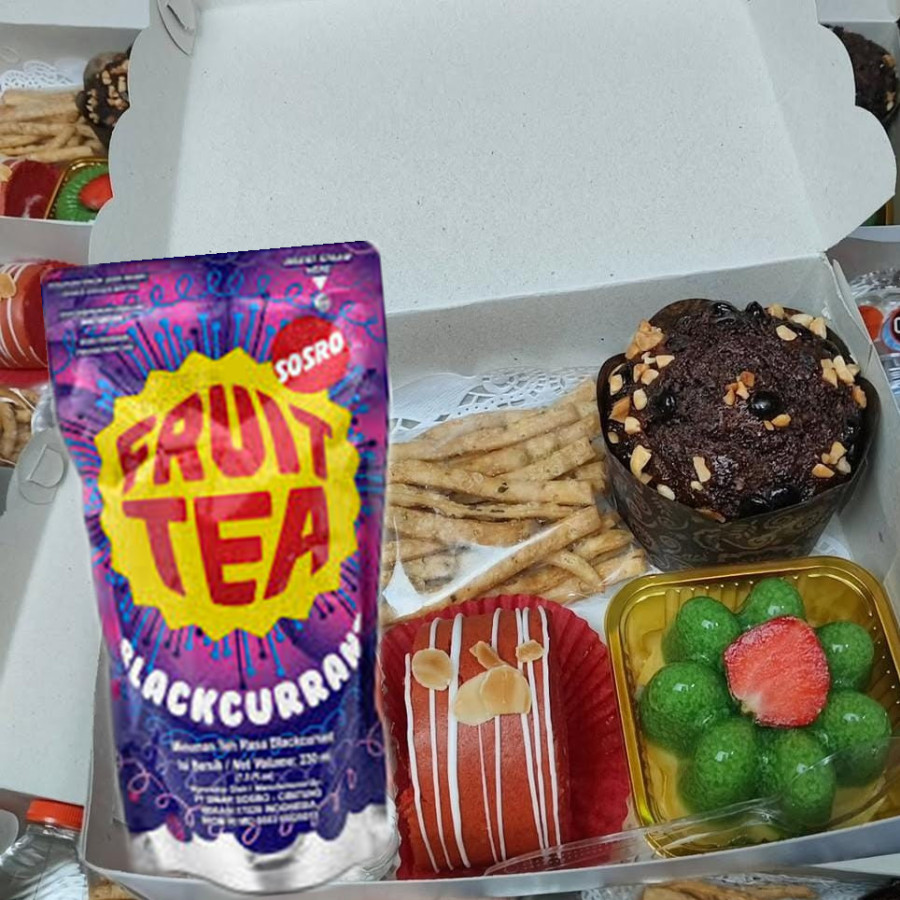 Snack Box dan Minuman - detail