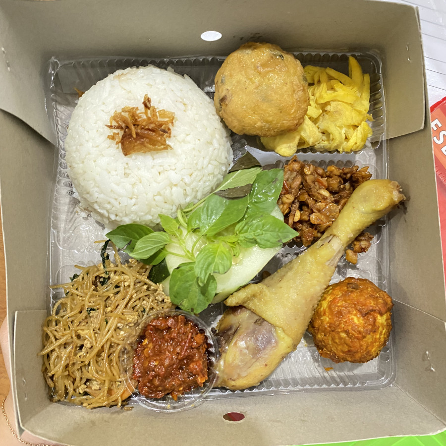 Nasi Uduk Komplot
