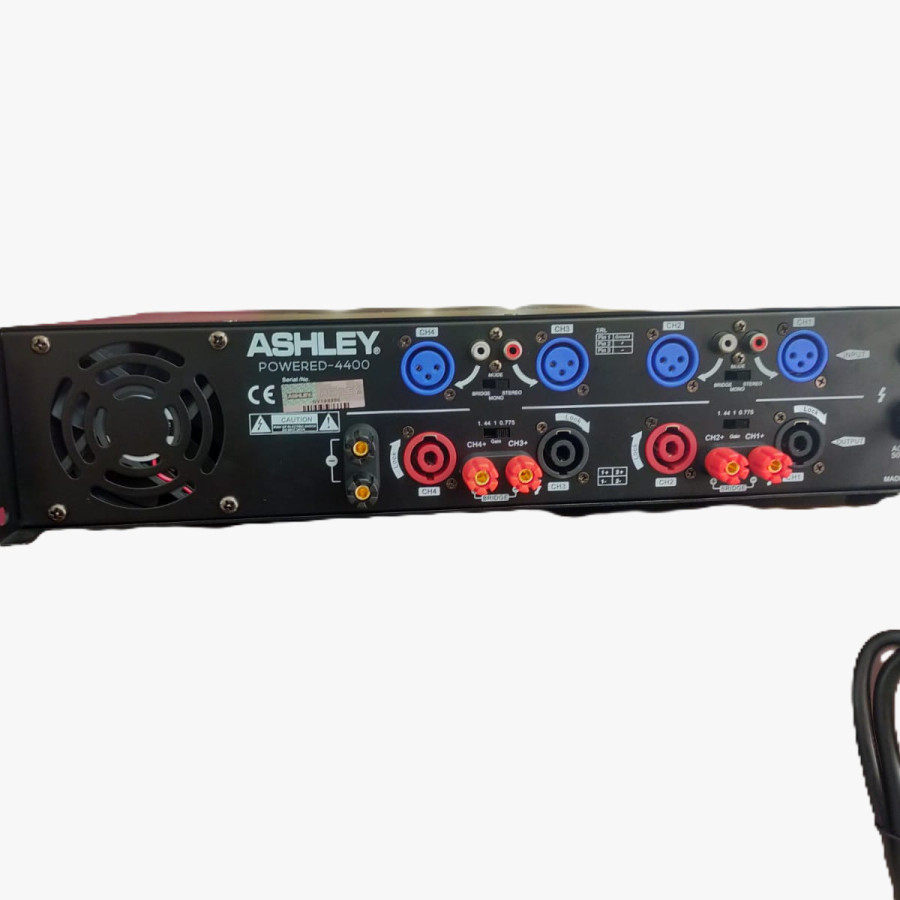 POWER AMPLIFIER - depan