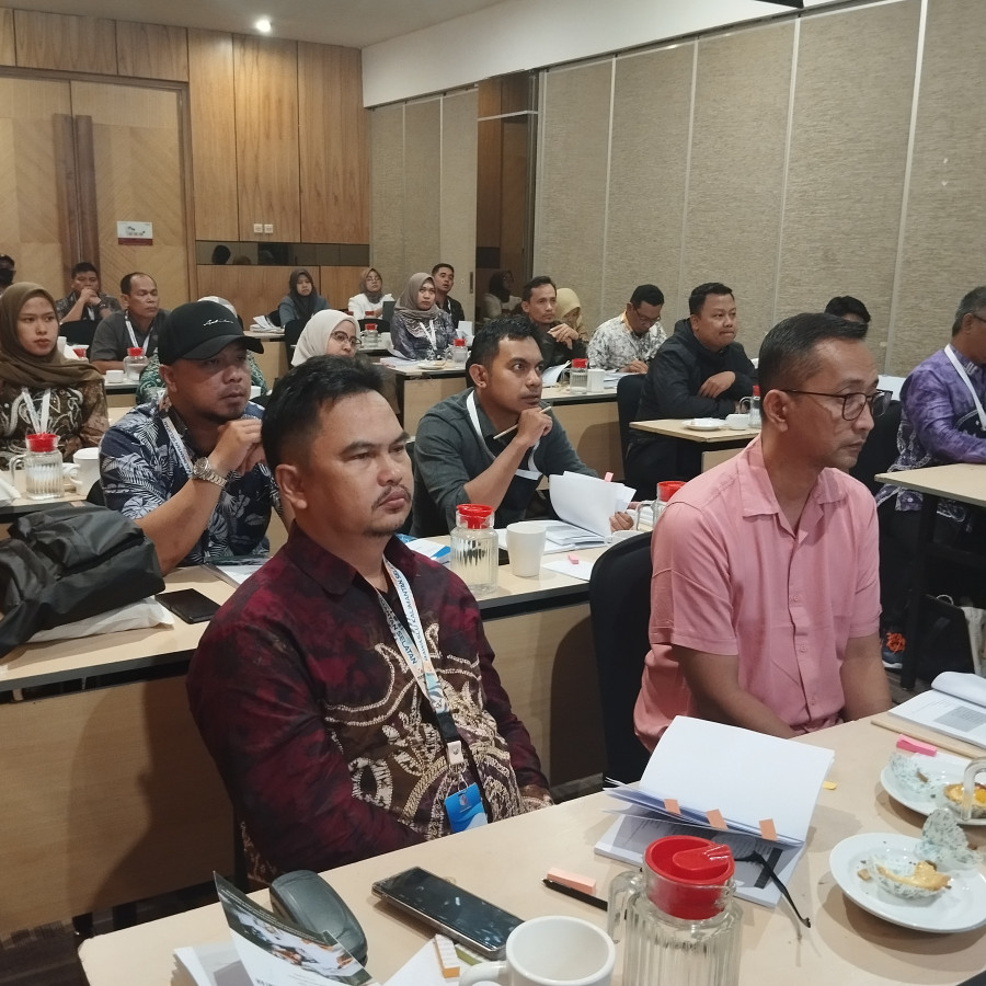 Paket Bimbingan Teknis Peningkatan Kompetensi Selama 1 Hari (tanpa menginap) - depan