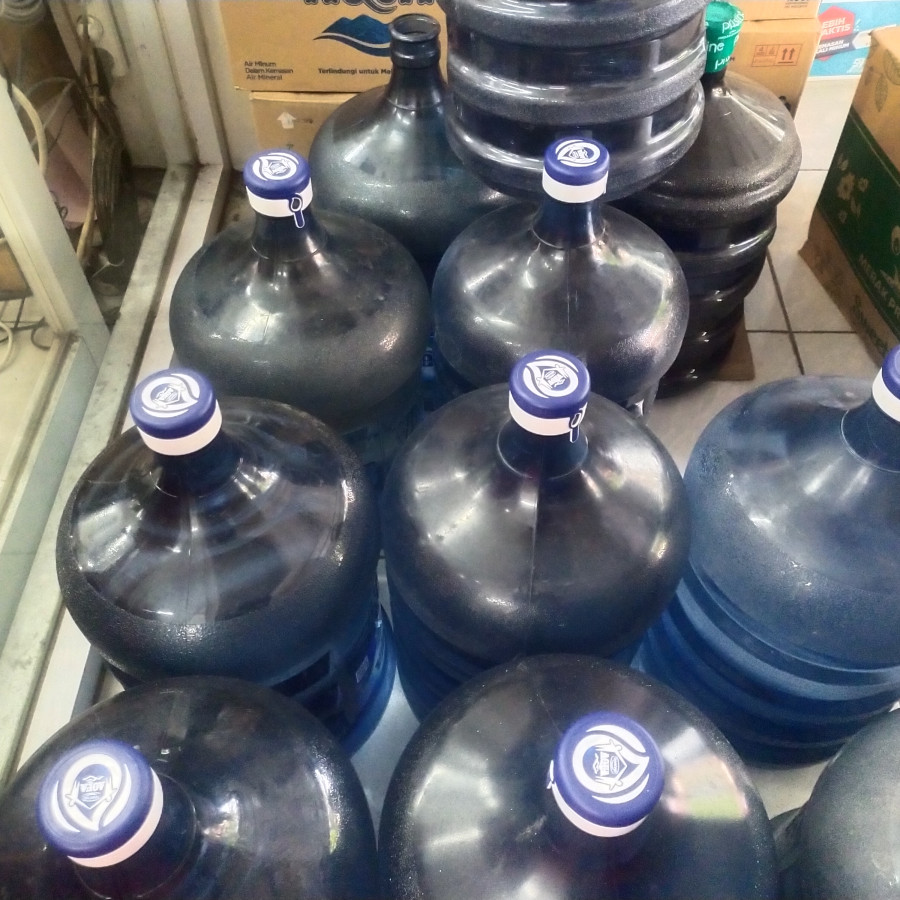 Isi ulang air minum galon