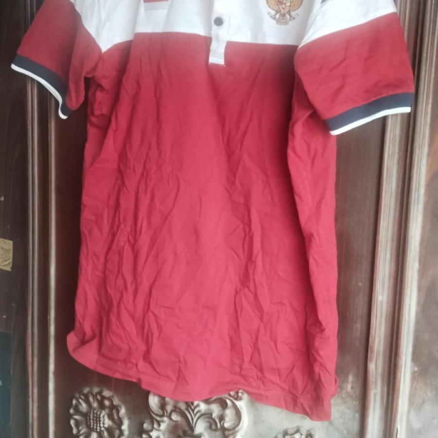 Kaos Polo Merah Putih