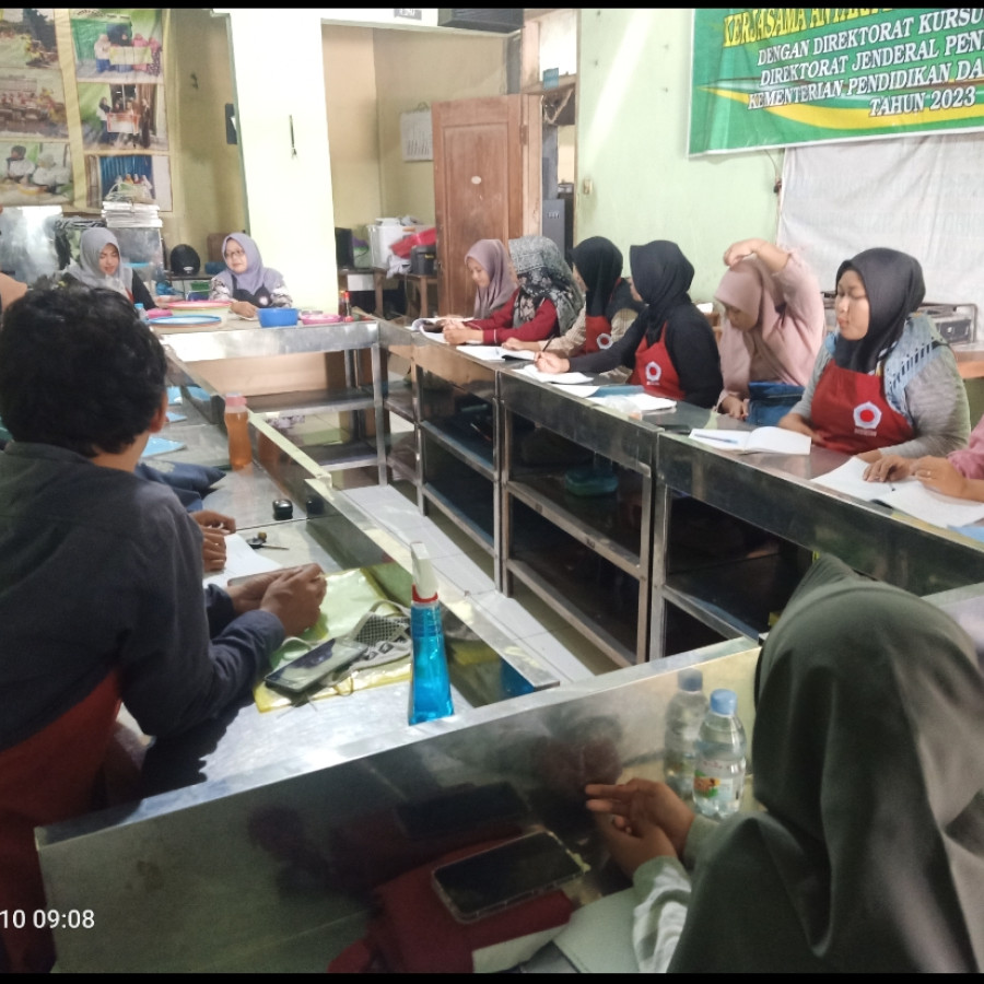 Paket Bahan 8 -12 Resep menu lkuliner kreatif kreasi Kukus dan Goreng - samping