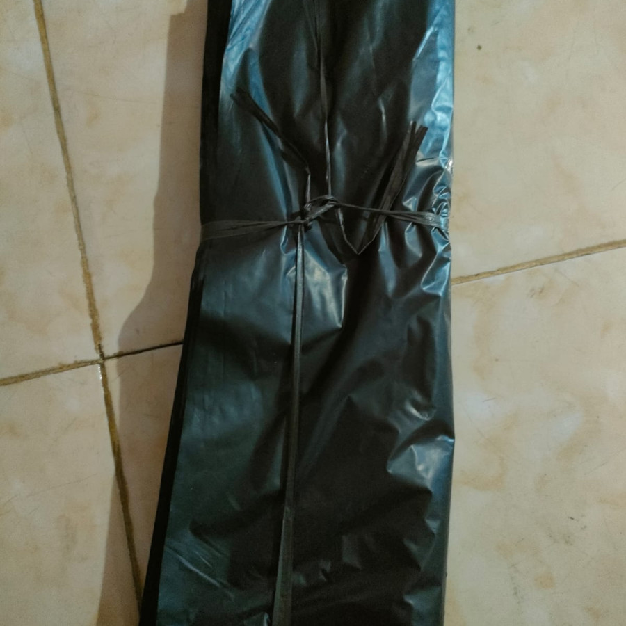Kantong Sampah Non Medis Kecil Hitam