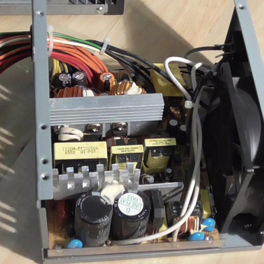Jasa Pemeliharaan dan Perbaikan Power Supply PC Desktop - samping