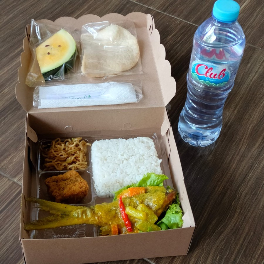 Nasi Kotak - samping