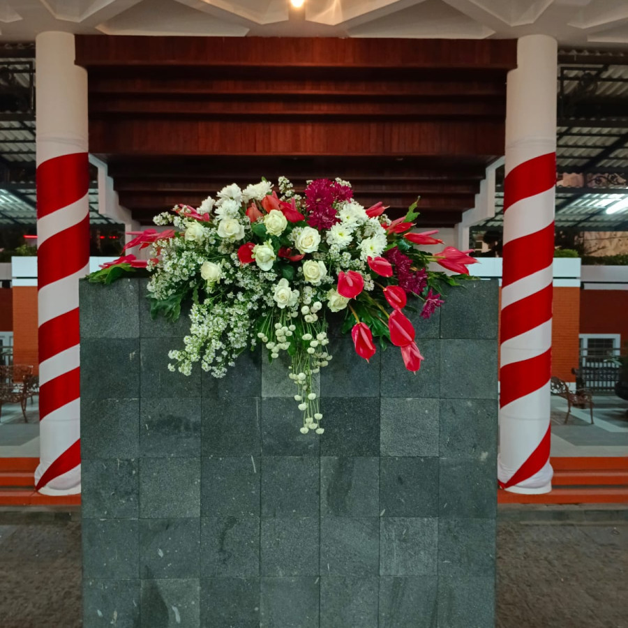 Flower tribun dan Meja