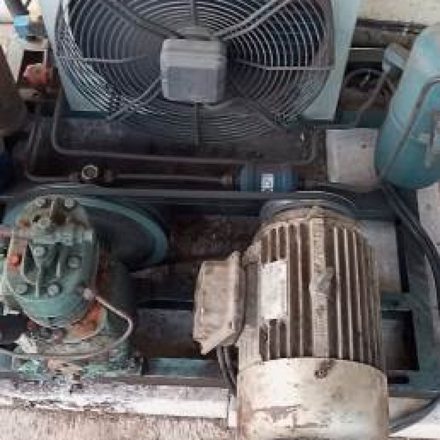Perbaikan Pulley dan V belt Coolroom
