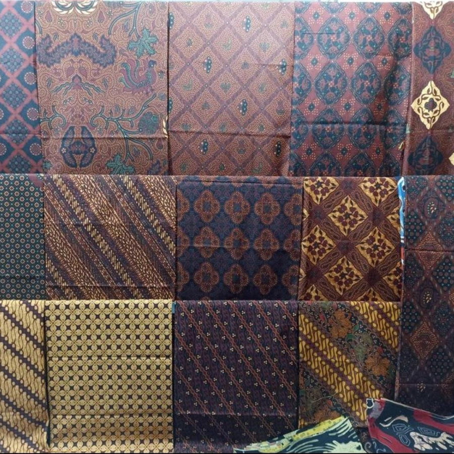 Kain Jarik Batik - depan