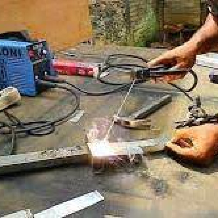 Alat Bantu Las (Palu,Gunting, Tang, Kabel, Amplas dll)