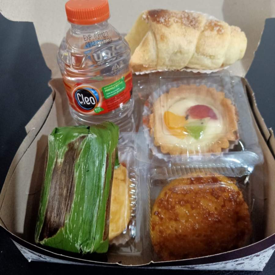 Snack kotak paket 1