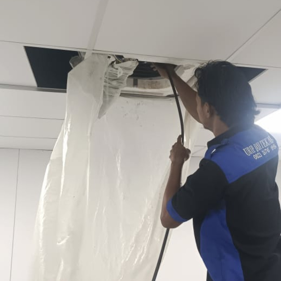 Perbaikan bocor air pecalungan