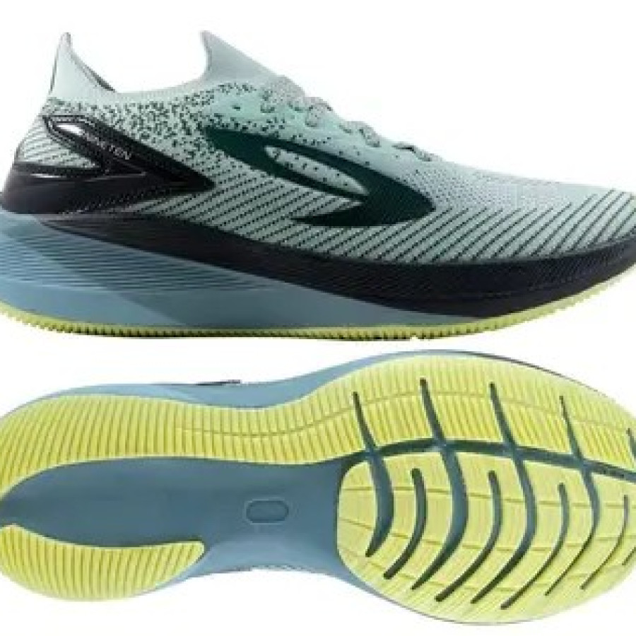 Sepatu Nineteen