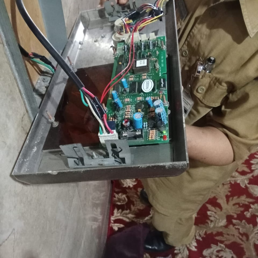 Repairasi/perbaikan - samping
