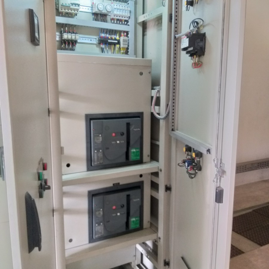 Jasa Pemeliharaan Panel Utama Tegangan Rendah ( PUTR ) 380V / 220 V / 500A - samping