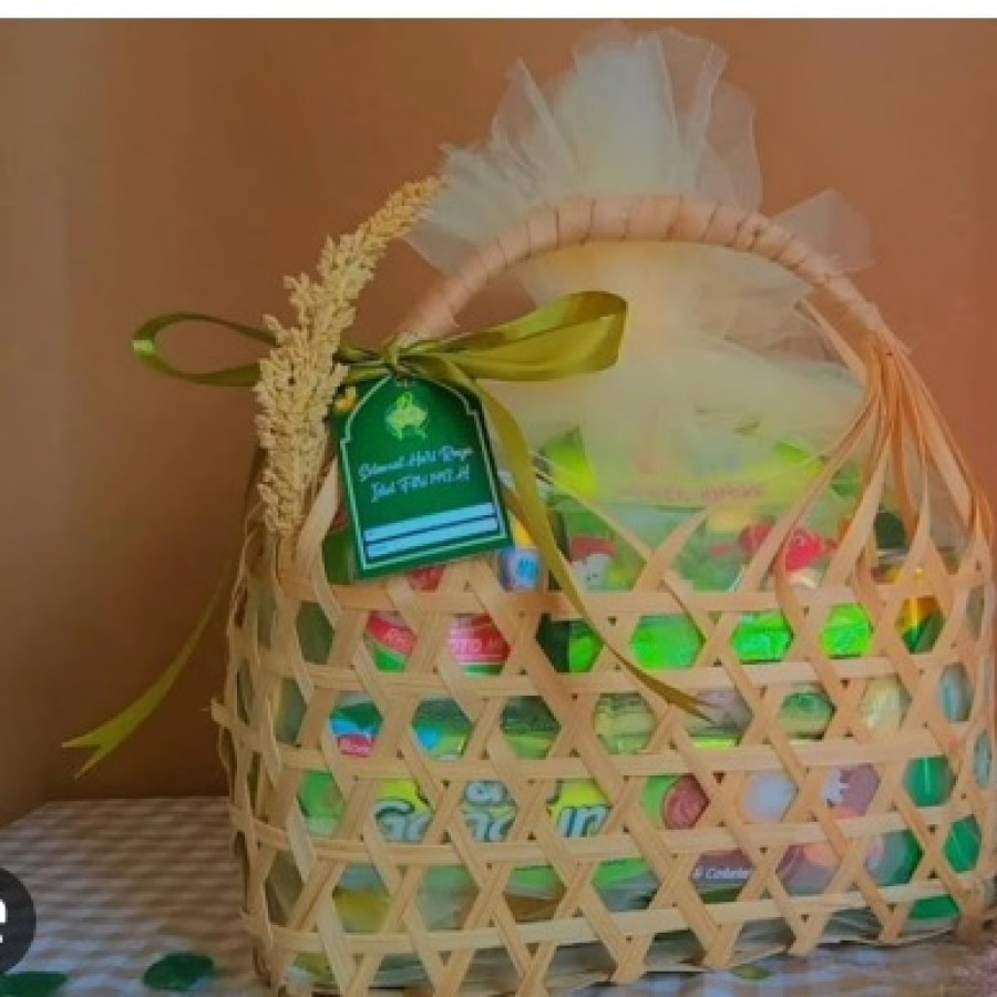 Tas Souvenir Isi Camilan Madura - samping
