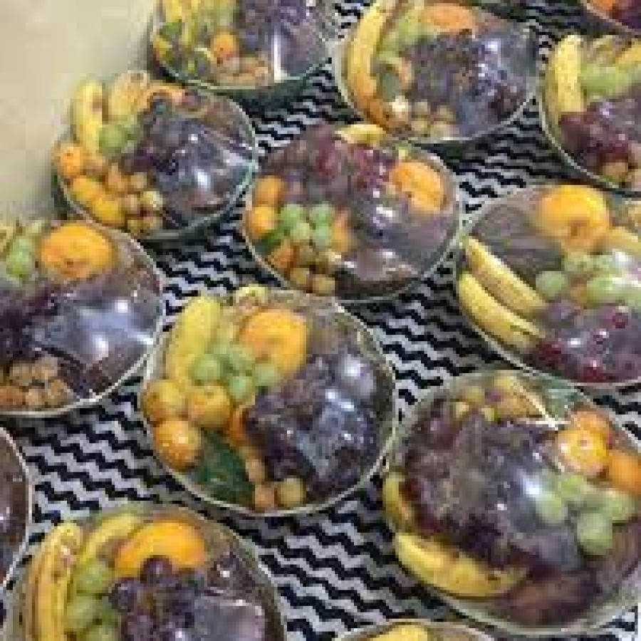 Makan Prasmanan - depan