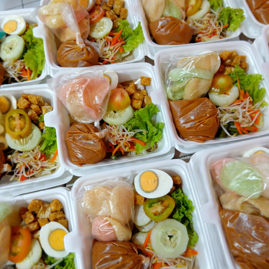 Makan minum harian