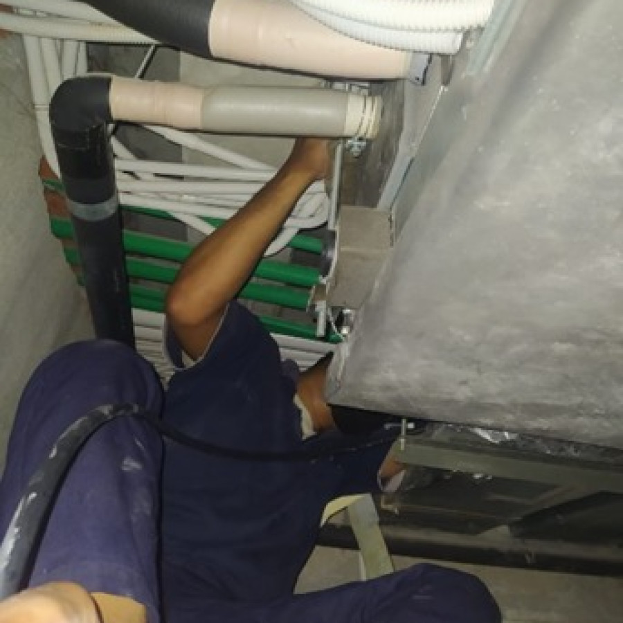 Service Cuci IU VRV Duct - depan