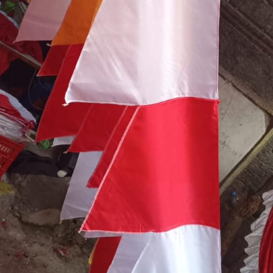 Bendera Merah Putih Gergaji - utama