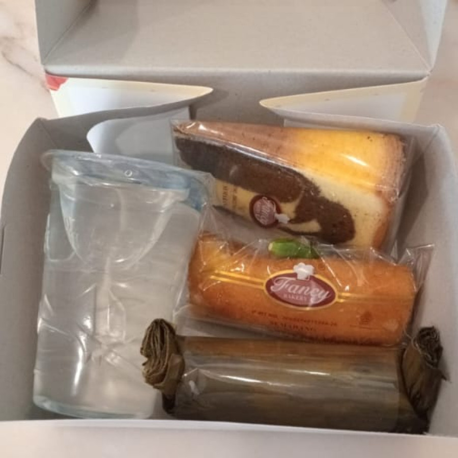 Fancy Bakery - Paket Snack 12.700