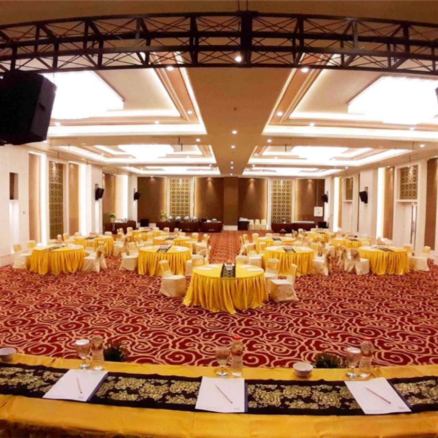 HALFDAY MEETING - BALLROOM - depan