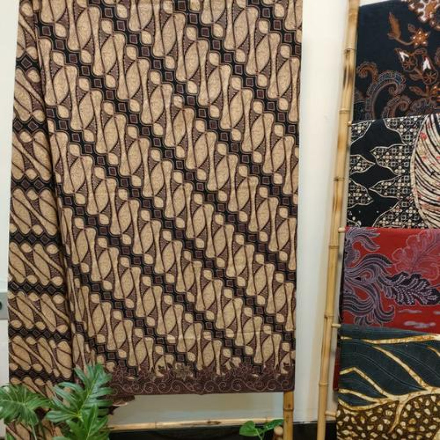 kain batik tulis - depan