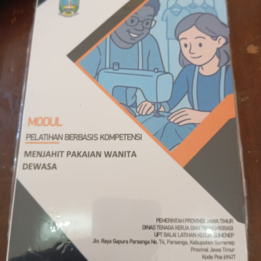 Buku Pedoman Pelatihan Menjahit Pakaian - depan
