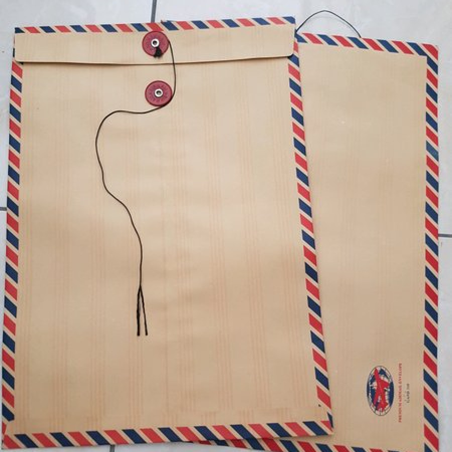 Amplop Folio bertali paper line - depan