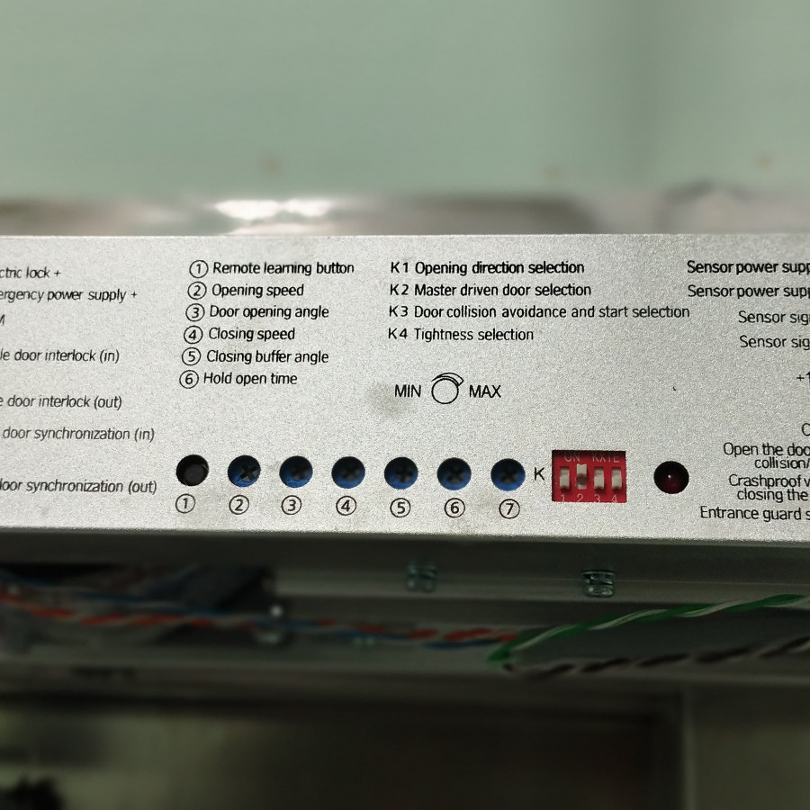 Maintenance Automatic Double Swing Door - detail