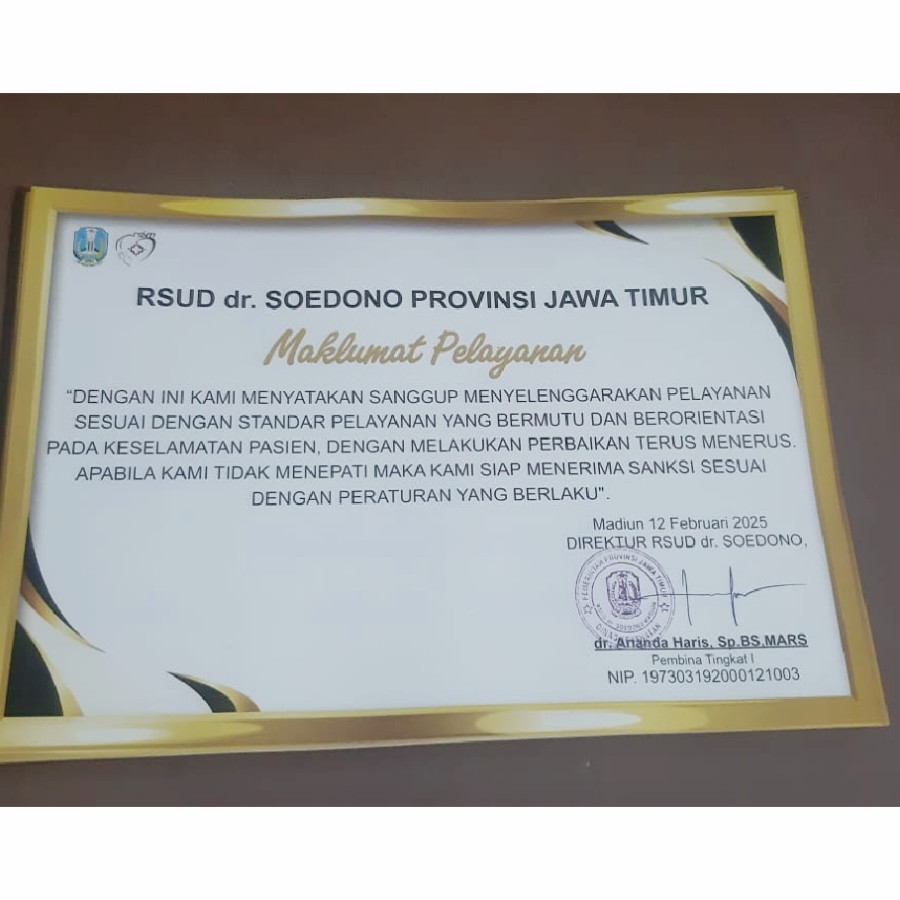 STIKER VINYL MAKLUMAT PELAYANAN UKURAN A4 - samping