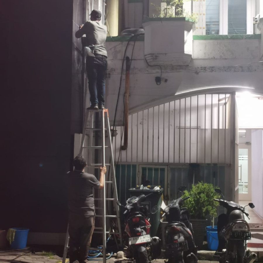 Jasa Pemasangan DVR 32 Ch dan setting - samping