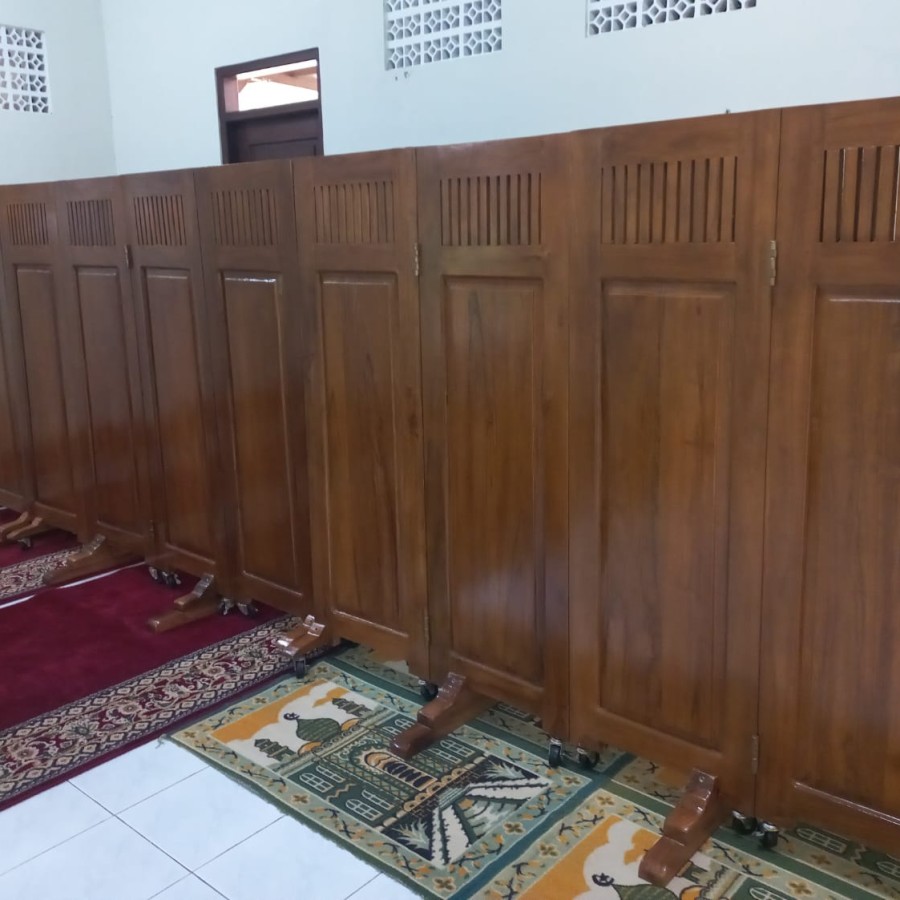 Pembatas Mushola - samping