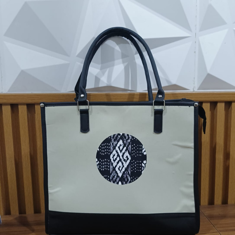 Goodiebag VIP dtf - depan