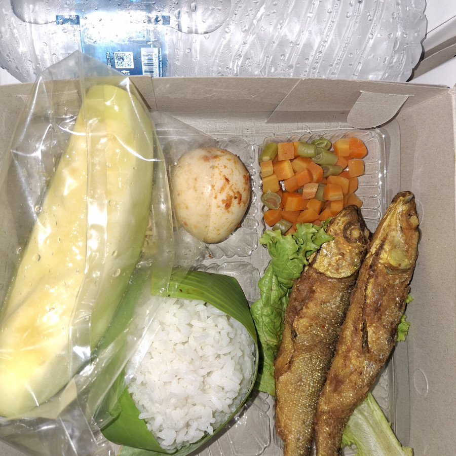 Nasi Putih bandeng Presto